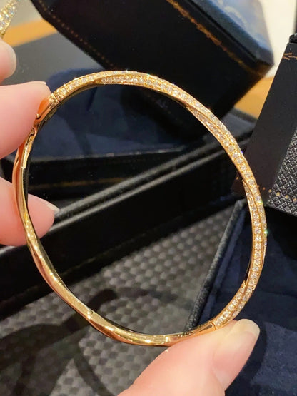 G18K Gold 1.504ct Natural White Diamonds